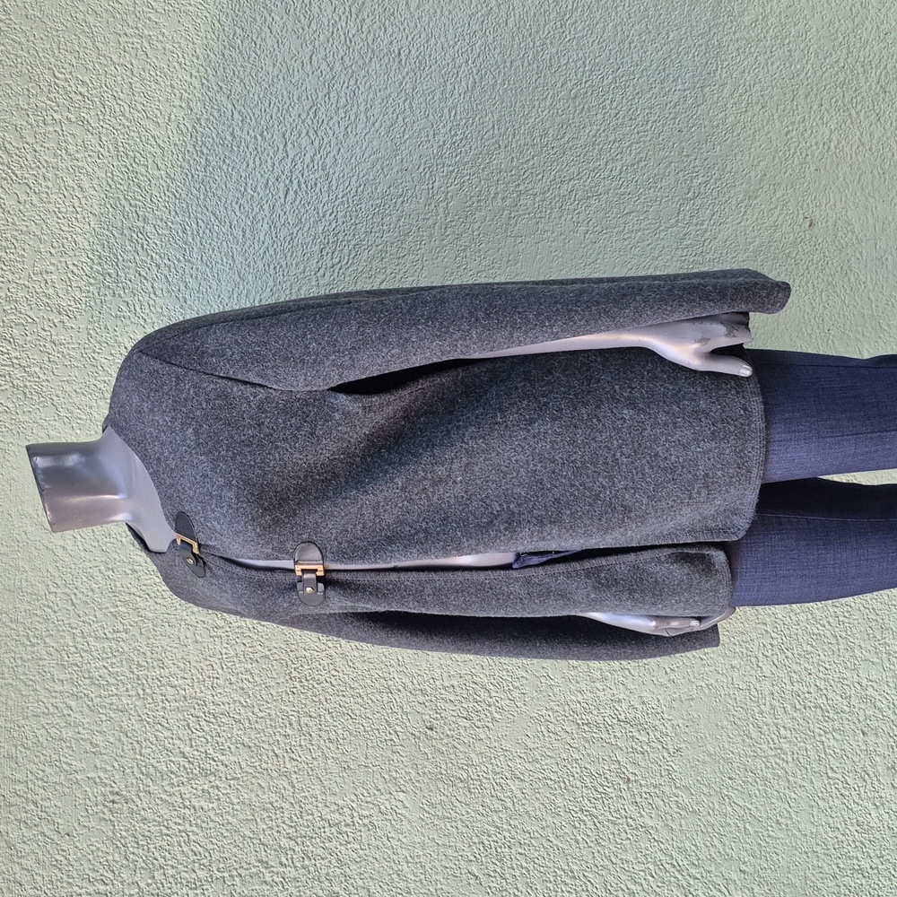 Moda Gray Women's Cardigan poncho cape with Buckle Detail - Picture 8 of 11
